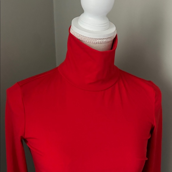 ๐Boston Proper Red Turtleneck Top XXS - Picture 4 of 4